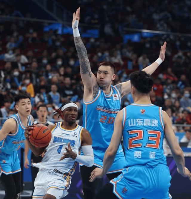 华体会体育-舜天客场抢点取胜，保住领先积分位置